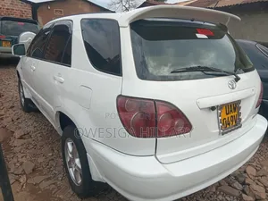 Toyota Harrier 2008 White