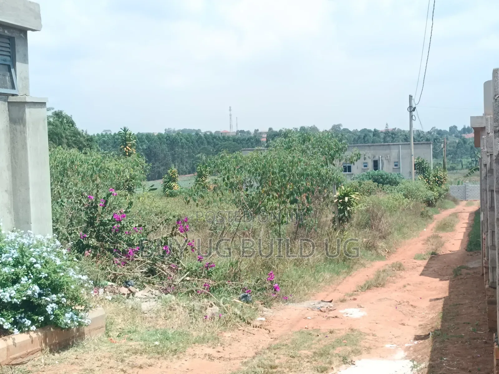50ft by 100 Ft for Sale in Namugongo at 70m 
Land Title Available 