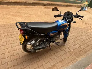 Bajaj CT 125X 2026 Red