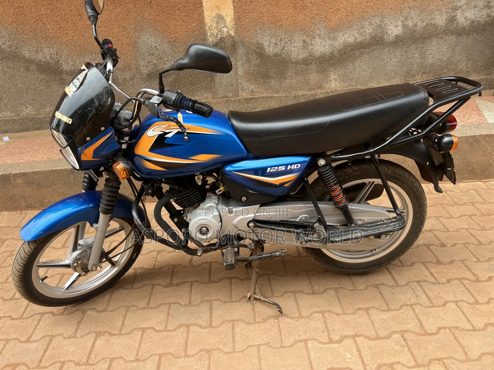 Bajaj CT 125X 2026 Red