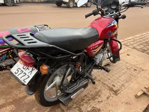Bajaj CT 125X 2023 Red