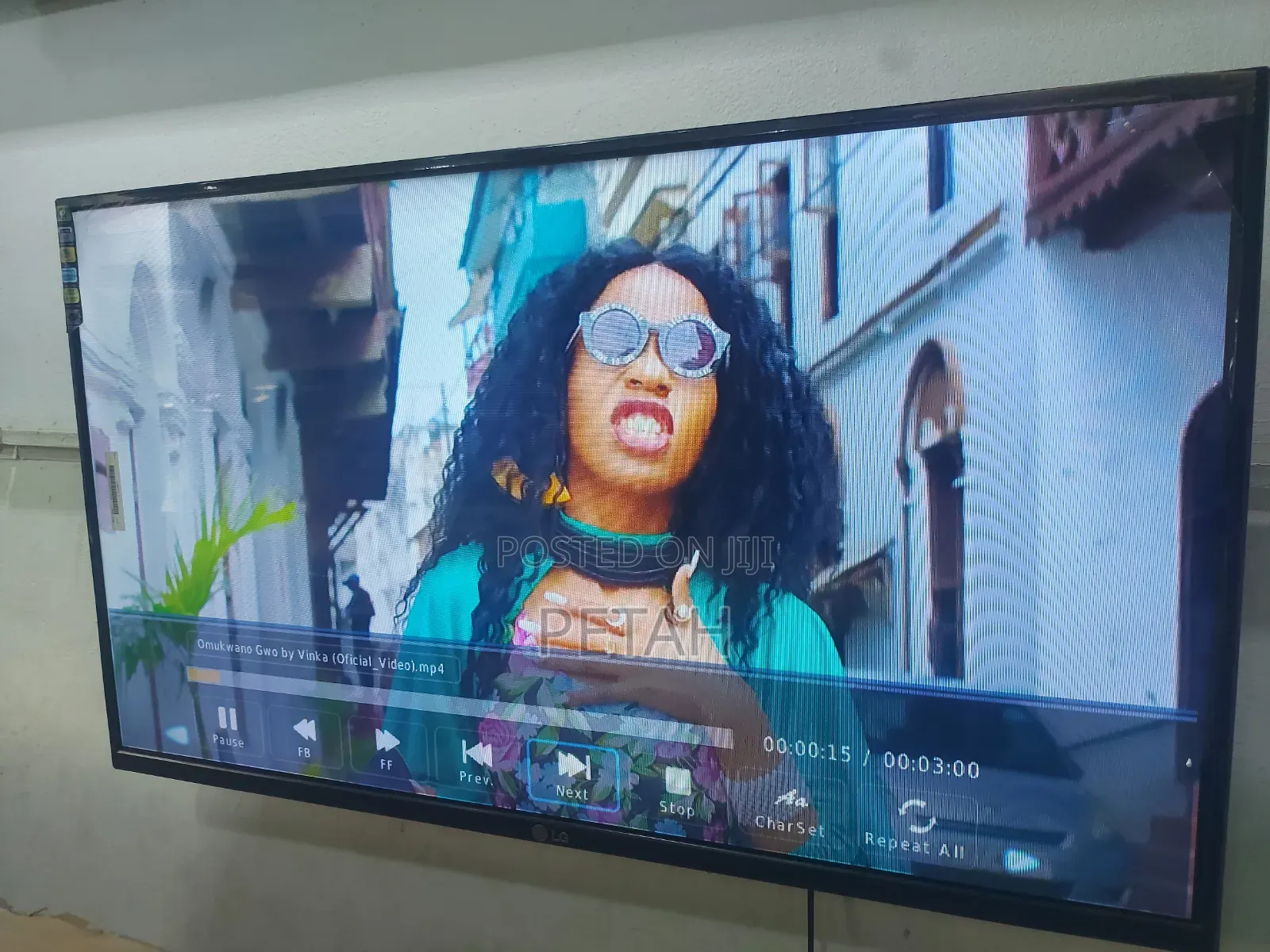 40 Inches LG LED Digital