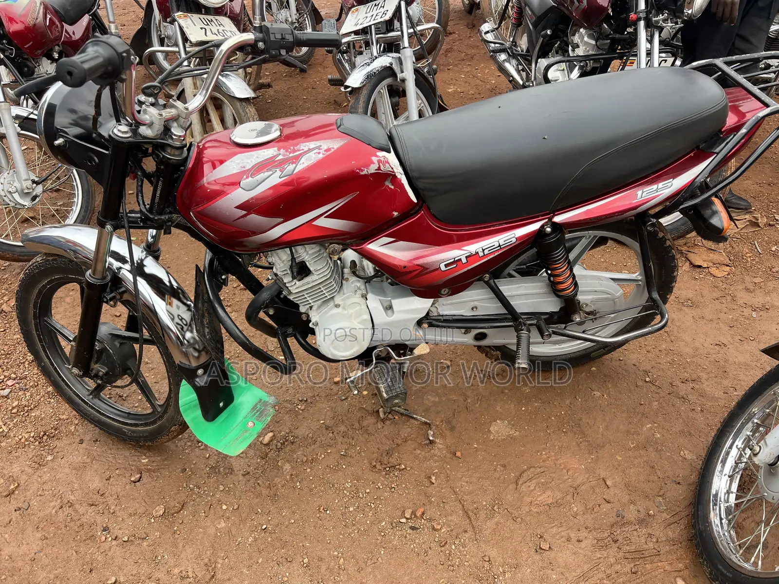 Bajaj CT 125X 2023 Red