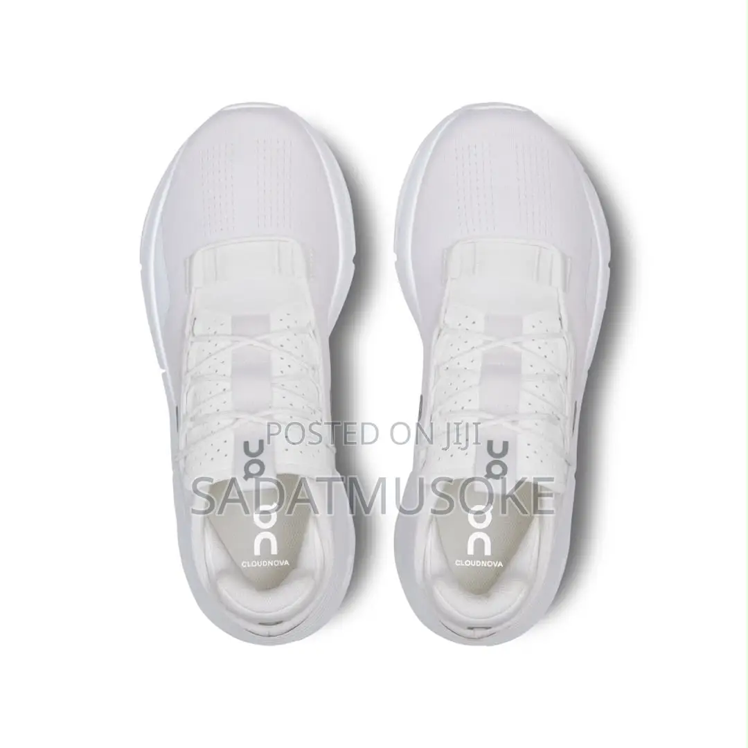 Cloudnova-Undyed-White-White-Running-Shoe