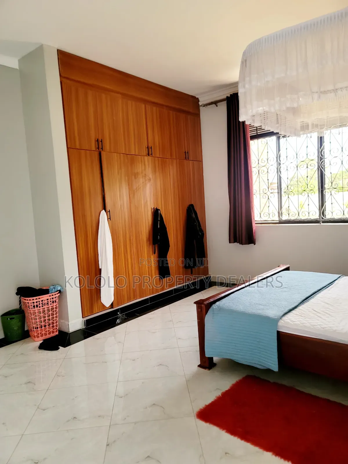 7bdrm Duplex in Sseguku, Central Division for sale