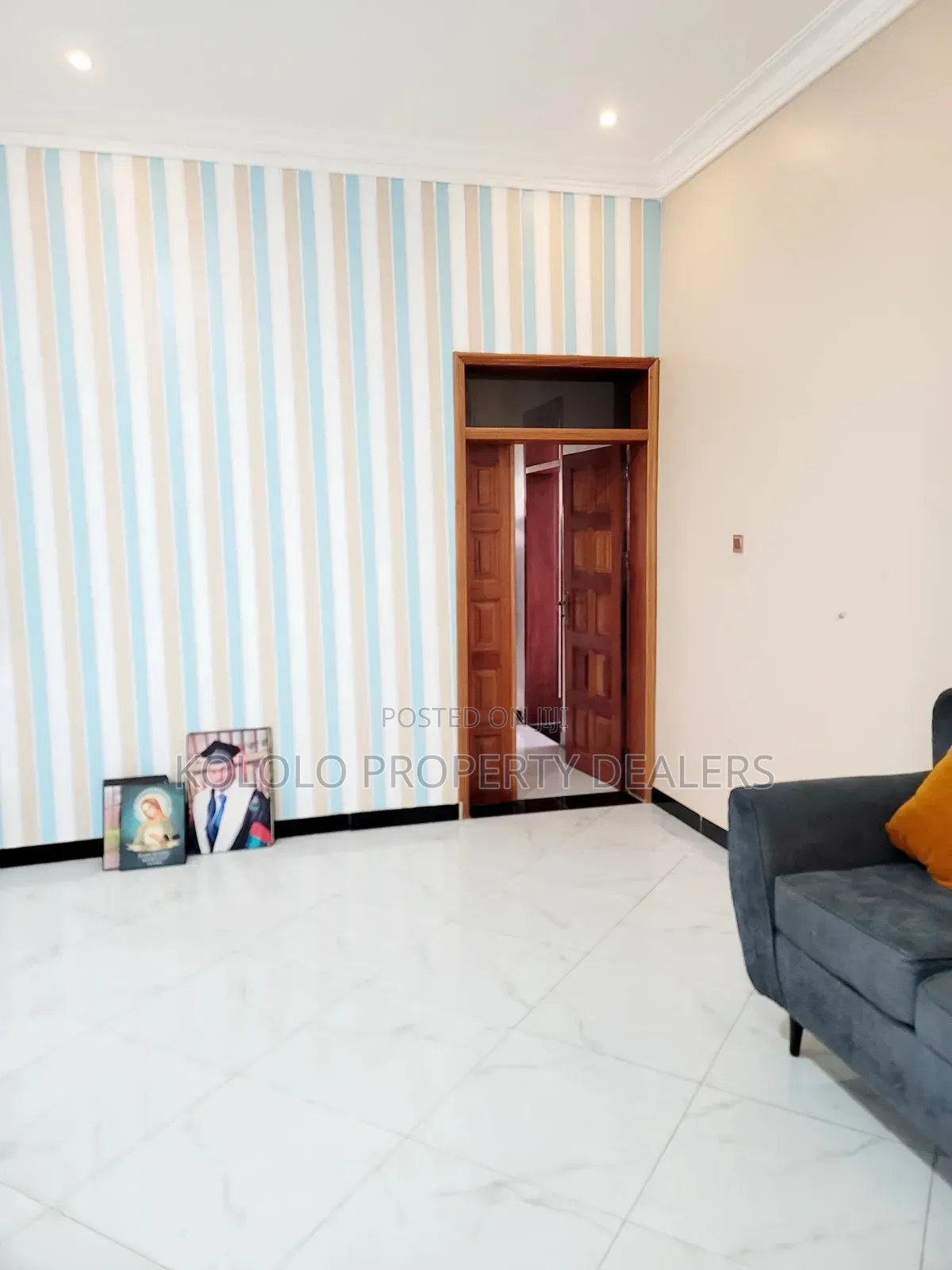7bdrm Duplex in Sseguku, Central Division for sale