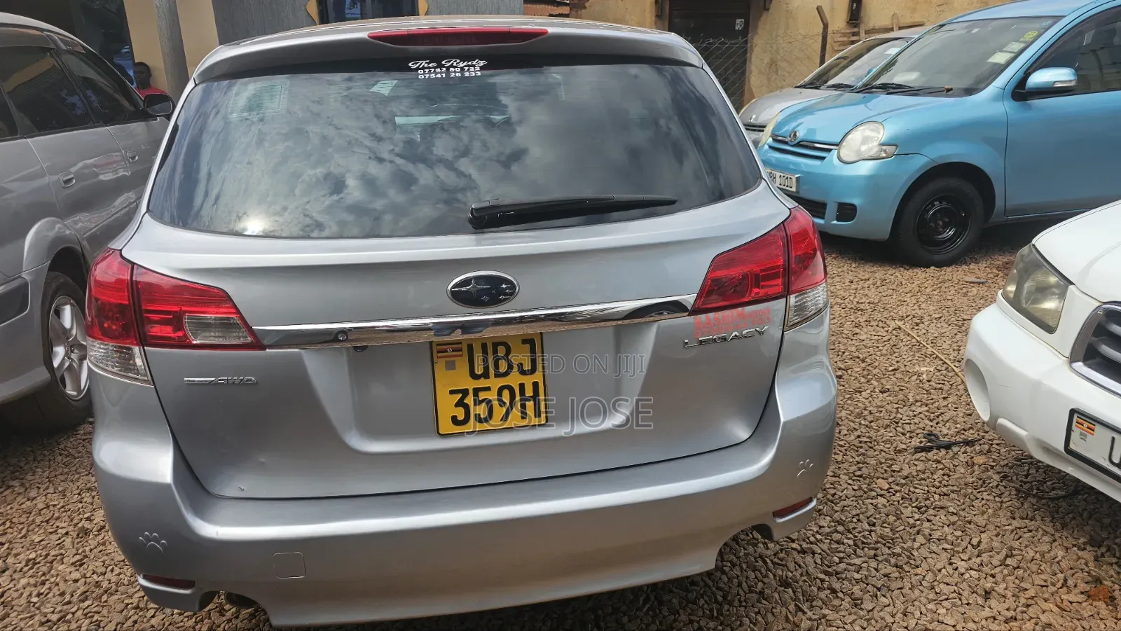 Subaru Legacy 2011 Silver