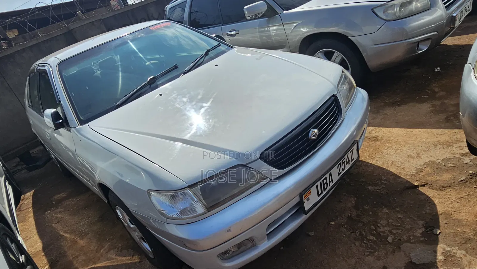 Toyota Corona Premio 2000 Silver
