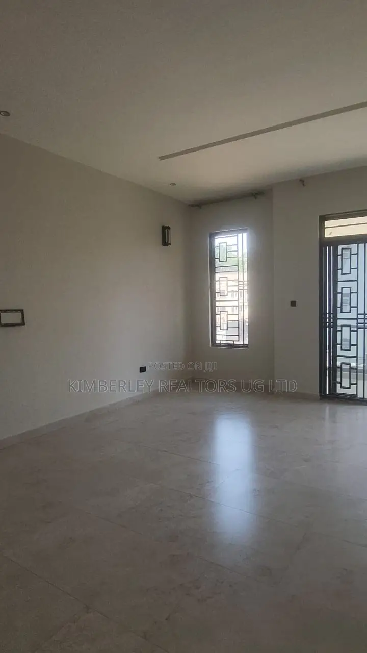 3bdrm Bungalow in Kira for sale
