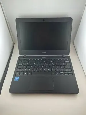 Laptop Acer TravelMate B113 4GB Intel Celeron SSD 128GB