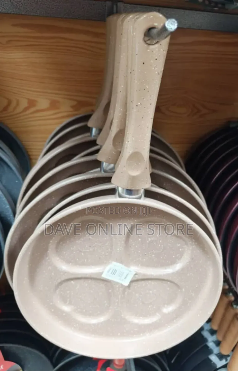 Brown Non Stick 4 Cup Heart Shape Egg Frying Pan.