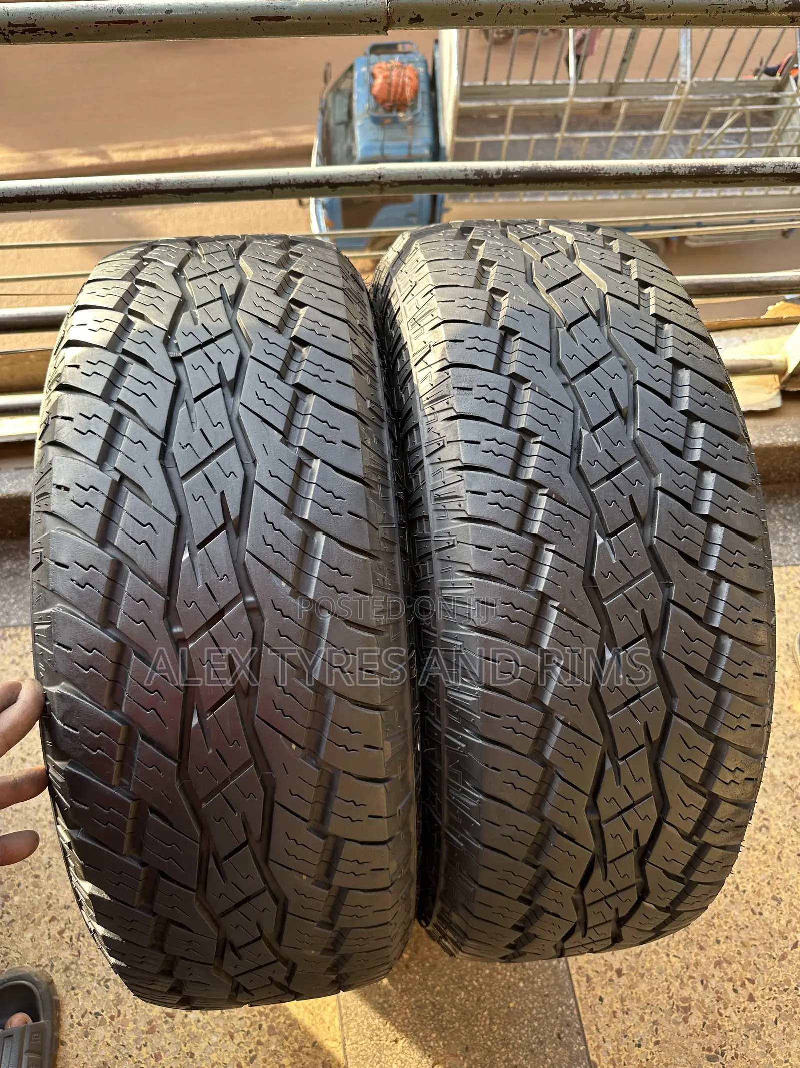 265/65r17 Japan Tyres Good Condition