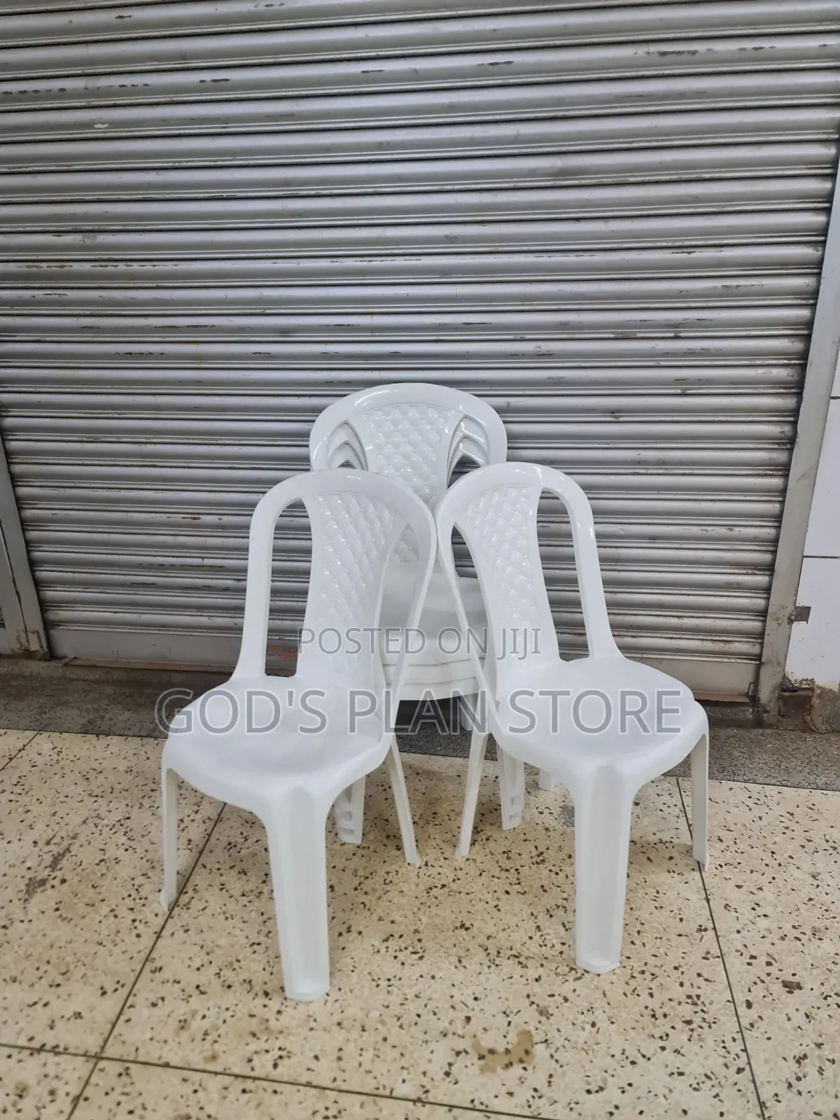 Planet Armless White Plastic Chairs Plastic