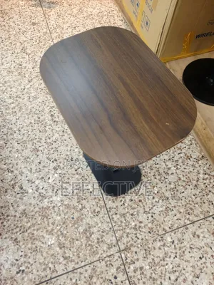 C-Shaped Portable Sofa Side Table