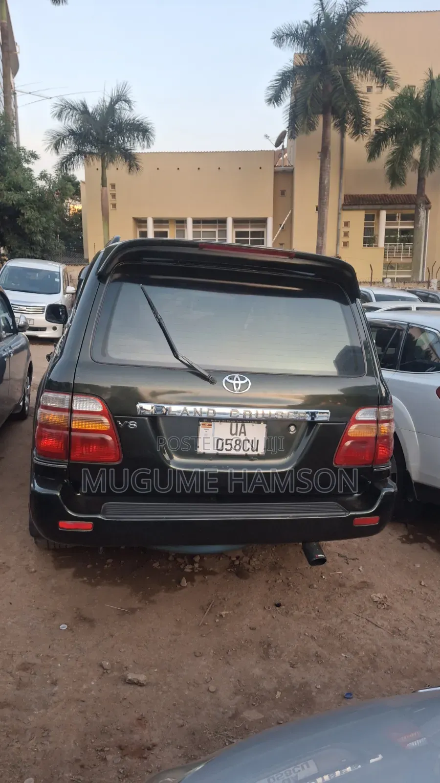 Toyota Land Cruiser 2000 Gray