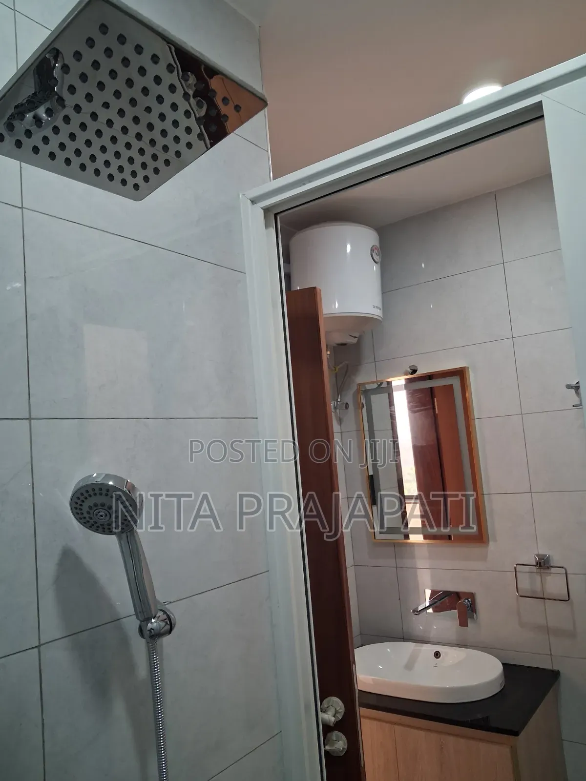 4bdrm Apartment in Easton Heights, Nakawa for rent