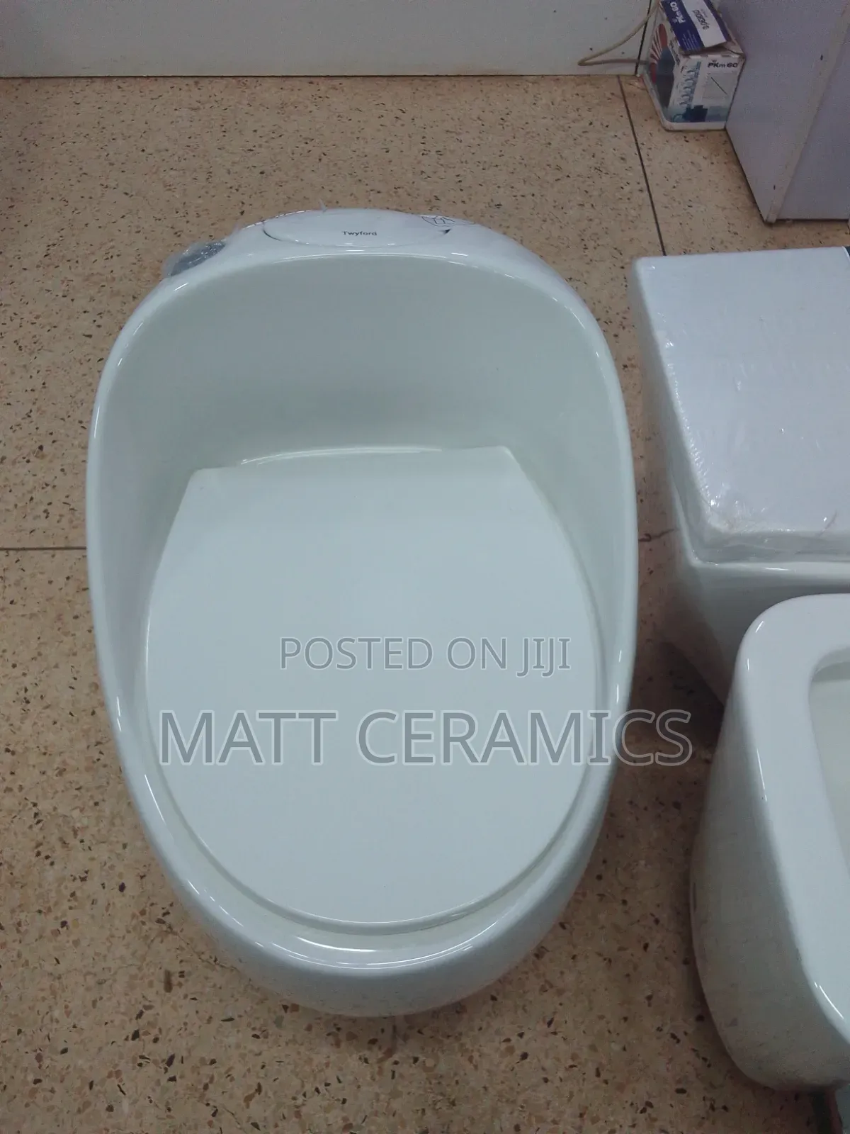 Oval Toilet
