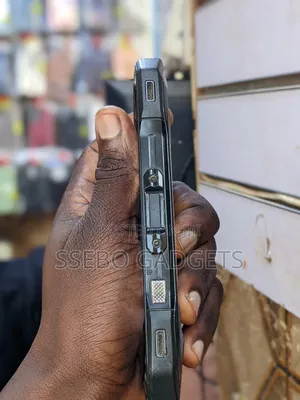Kyocera Torque G04 KYV 46 64 GB Gray