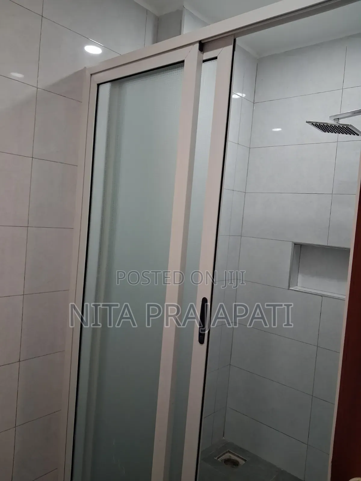 4bdrm Apartment in Easton Heights, Nakawa for rent