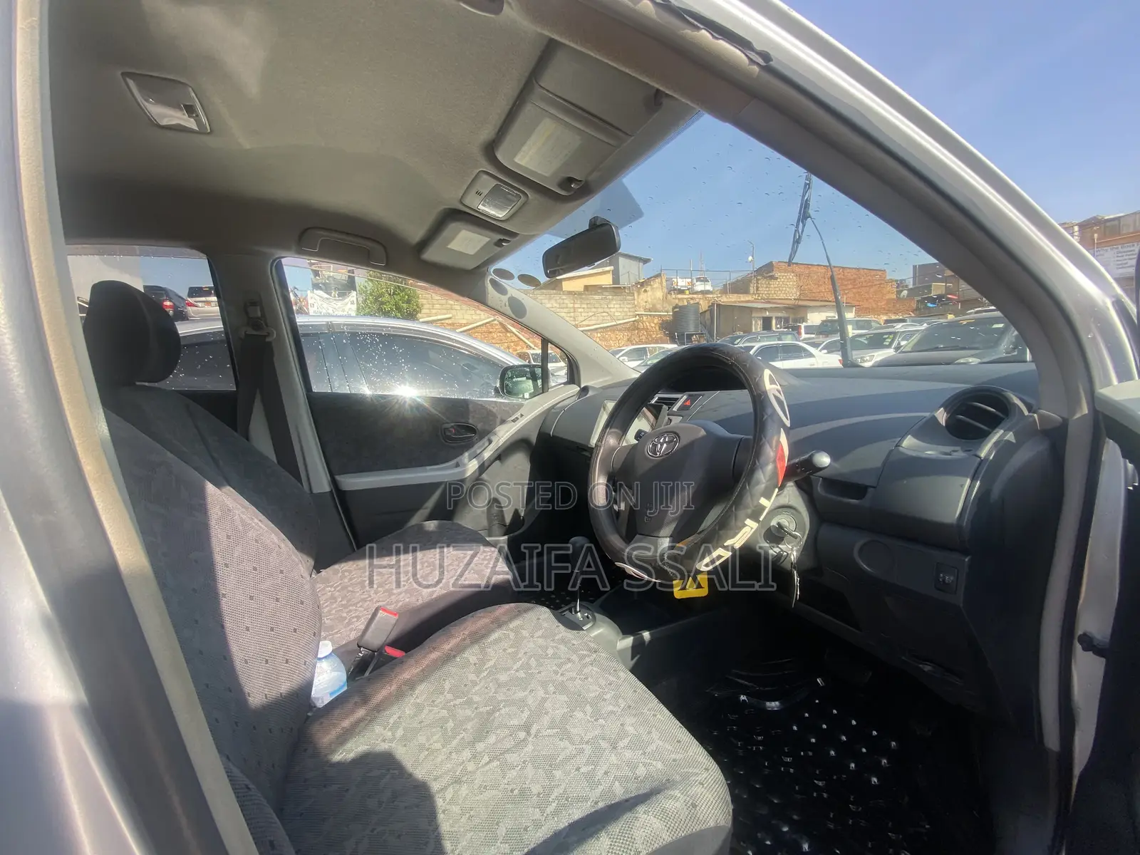 Toyota Vitz 2015 White