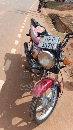 TVS HLX 125 2023 Red