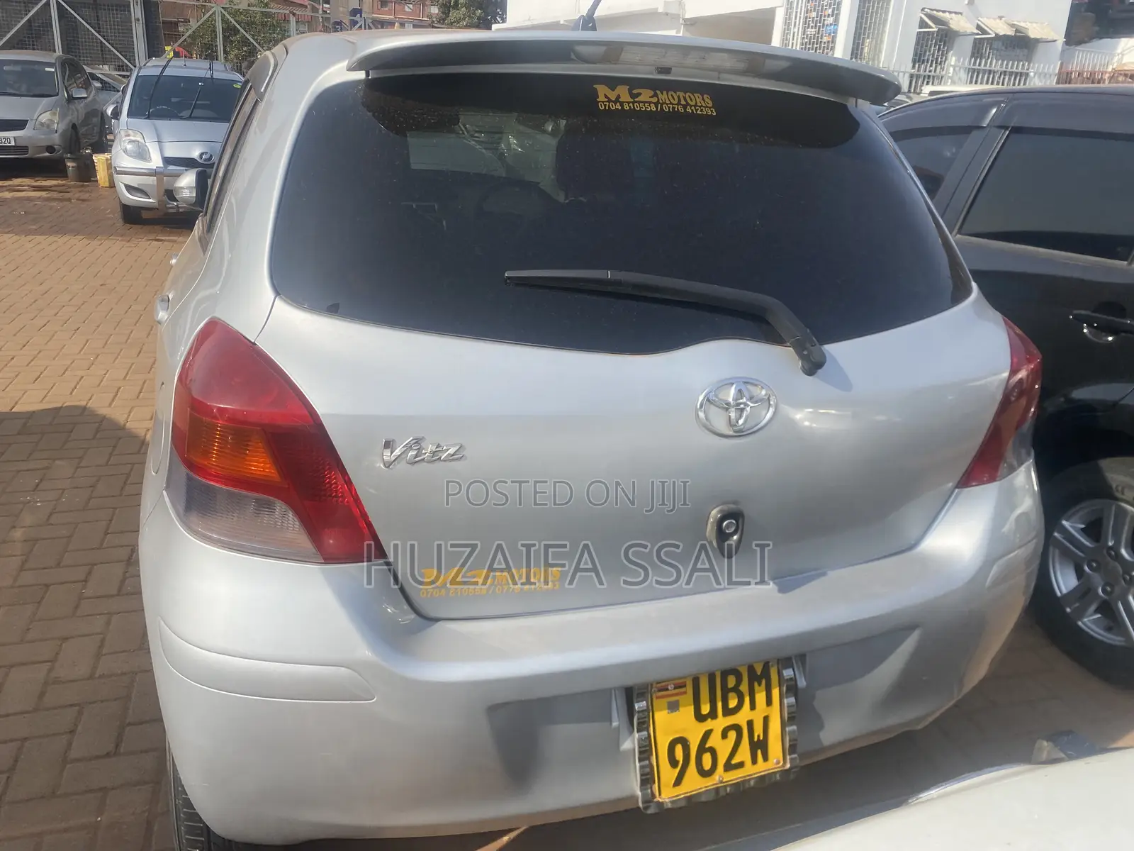 Toyota Vitz 2010 White