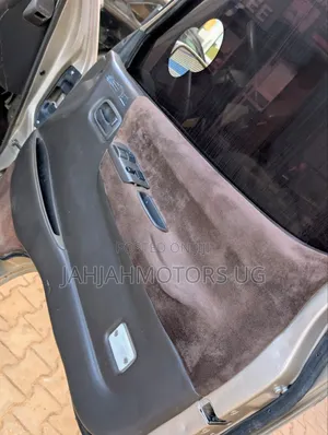Toyota Grand HiAce 1999 Gold