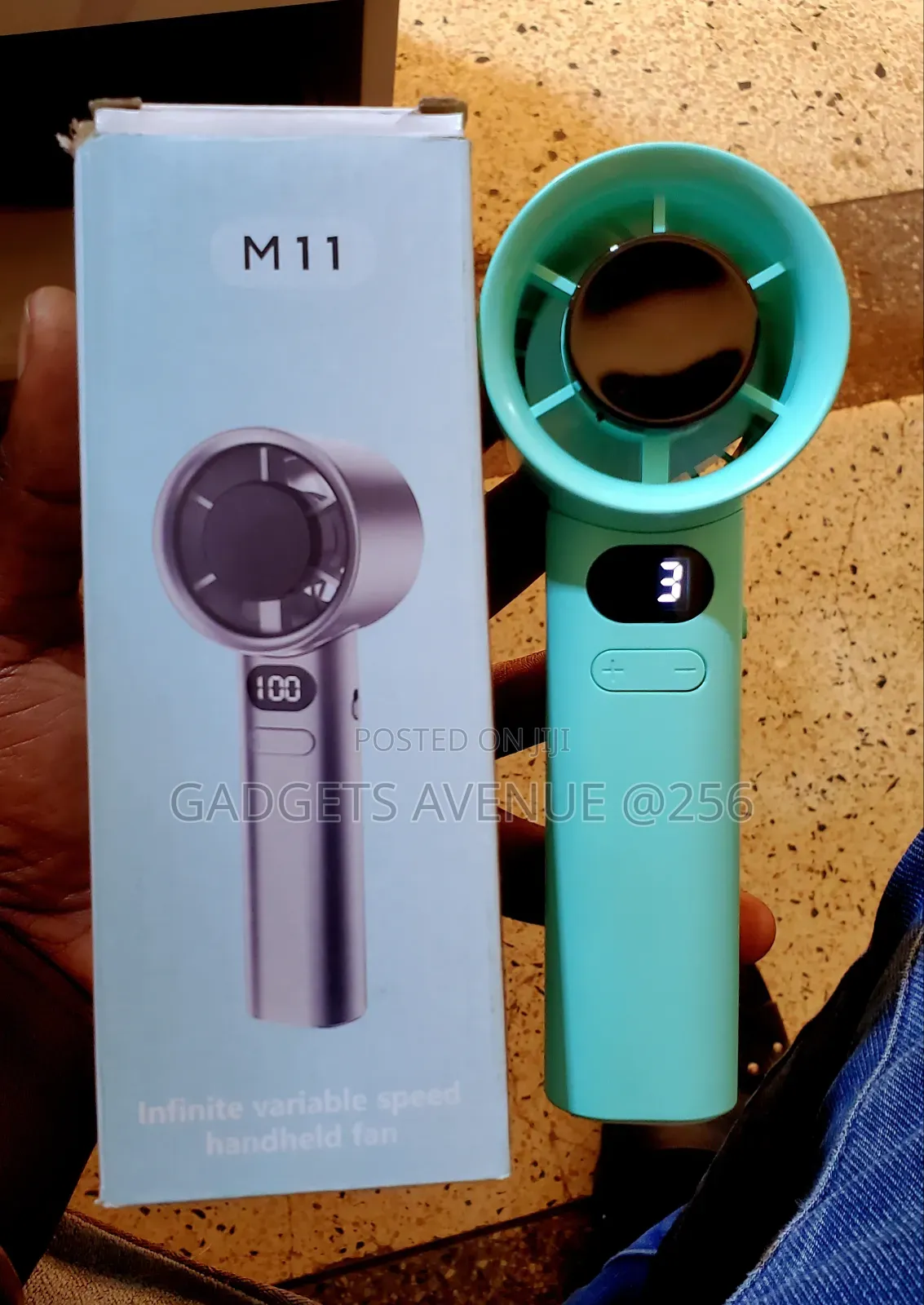 M11 Infinite Variable Speed Handheld Fan