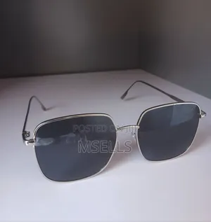 Square Metallic Frame Sunglasses
