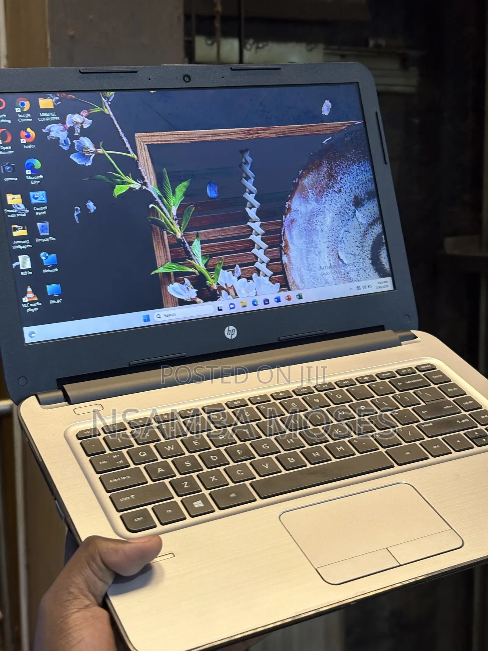 Laptop HP 348 G4 8GB Intel Core i5 HDD+SSD 256GB