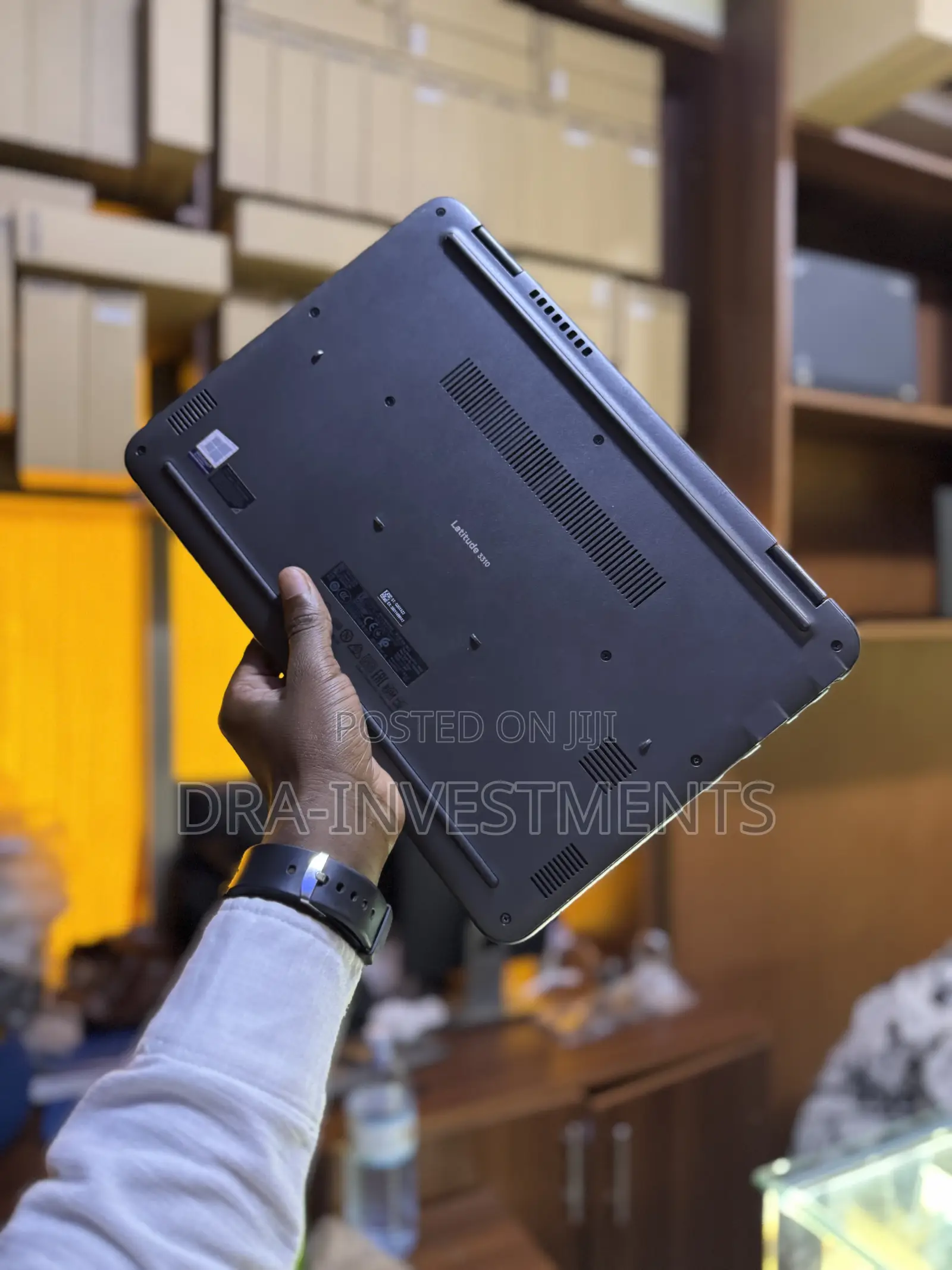 New Laptop Dell Latitude 3310 8GB Intel Core i3 SSD 256GB