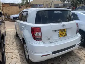 Toyota IST 2008 White