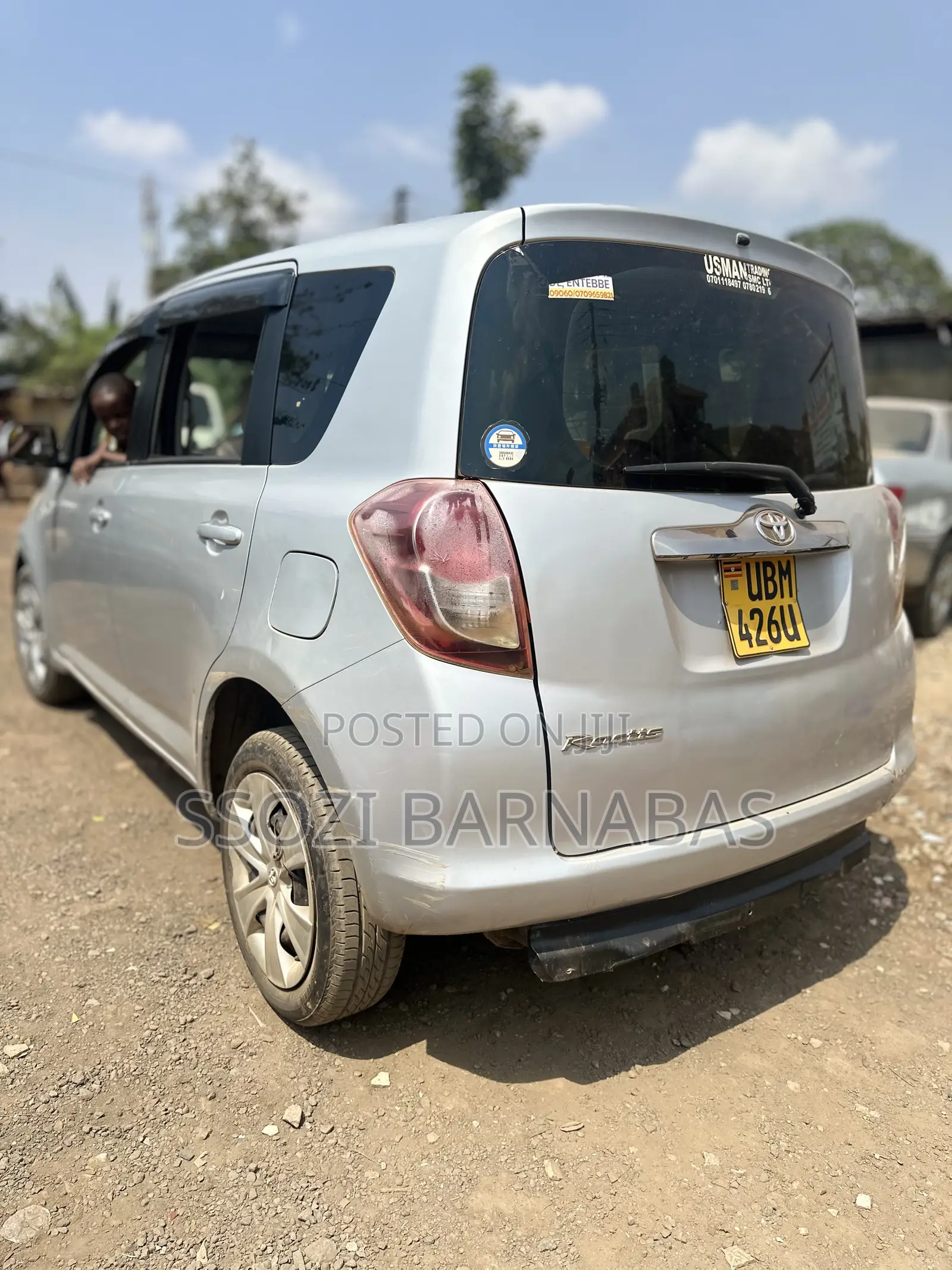 Toyota Ractis 2009 Silver