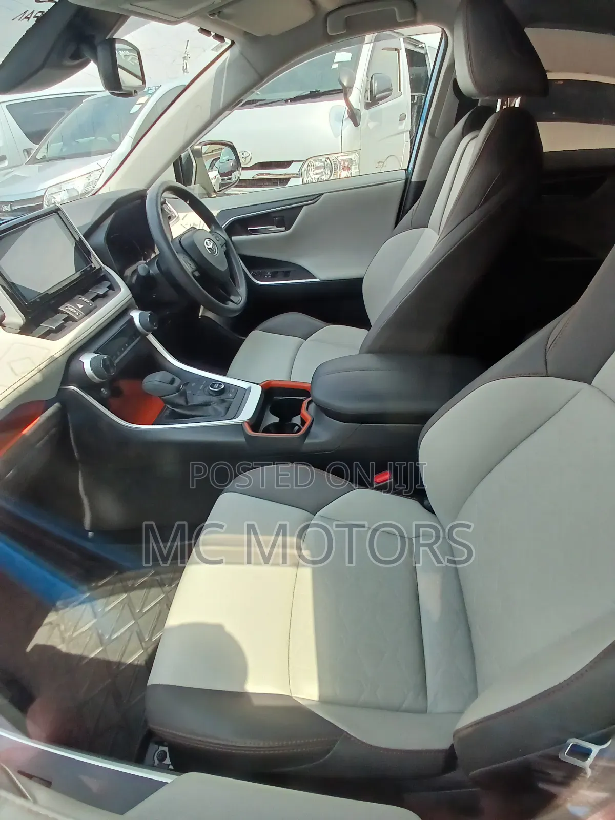 Toyota RAV4 2021 Blue