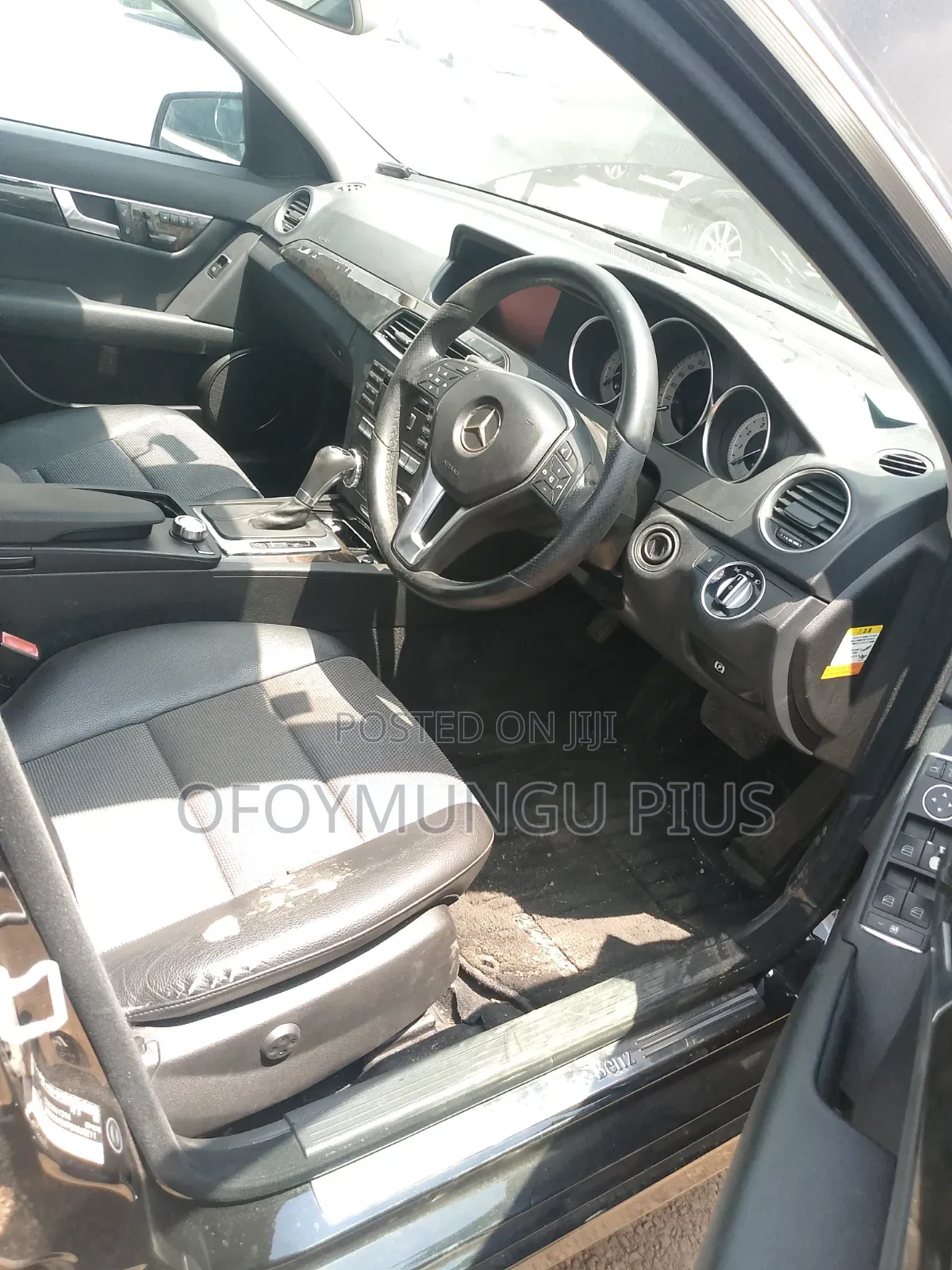 Mercedes-Benz C180 2015 Black