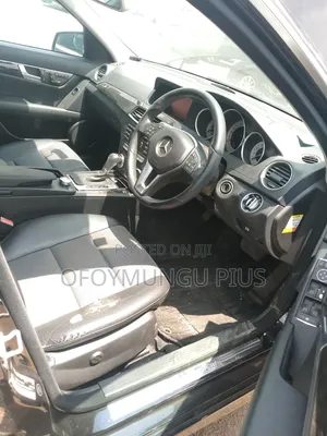 Mercedes-Benz C180 2015 Black
