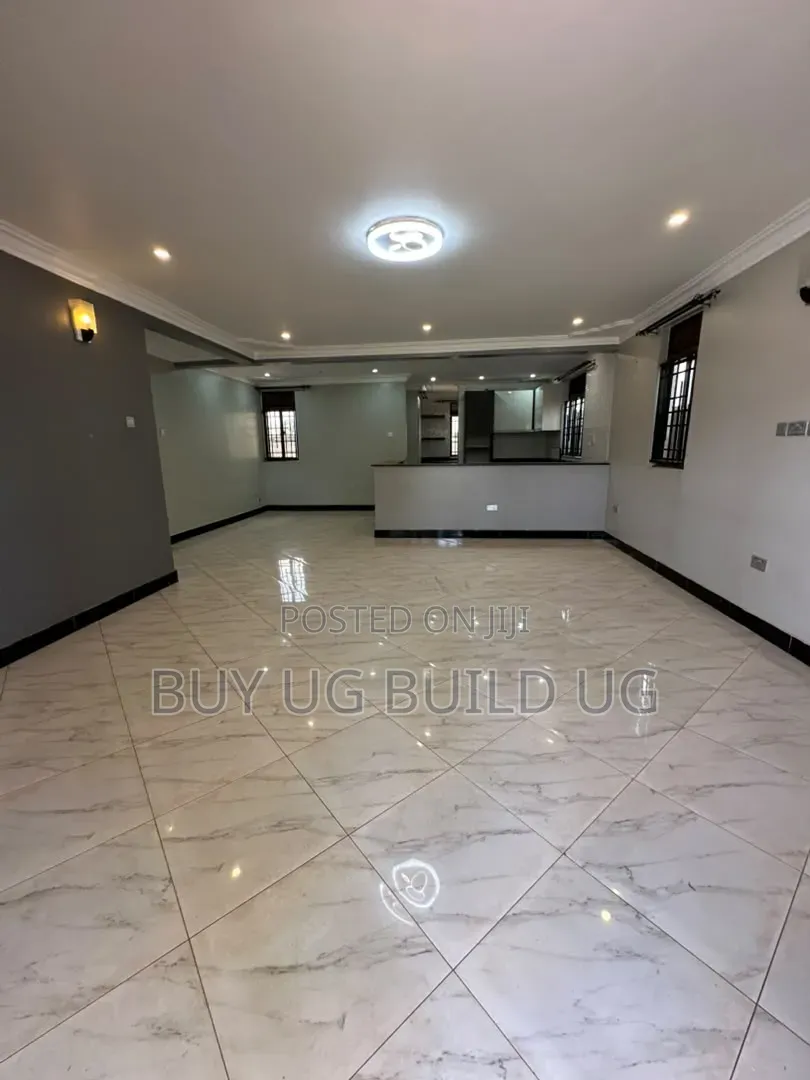 5bdrm Duplex in Kasangati Kira Road, Division B for sale