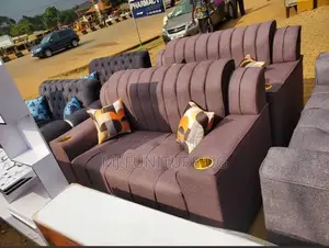 2:2: 1 Sofa With Bottle Holder N Cushions