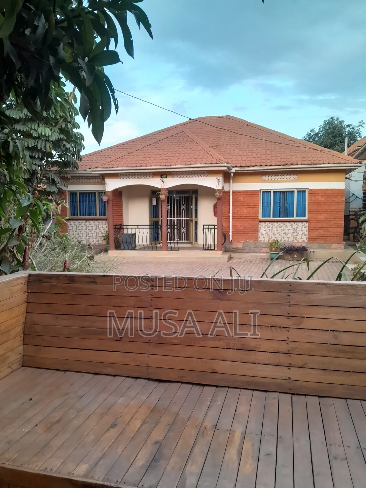 Furnished 12bdrm House in Bunamwaya, Makindye for rent