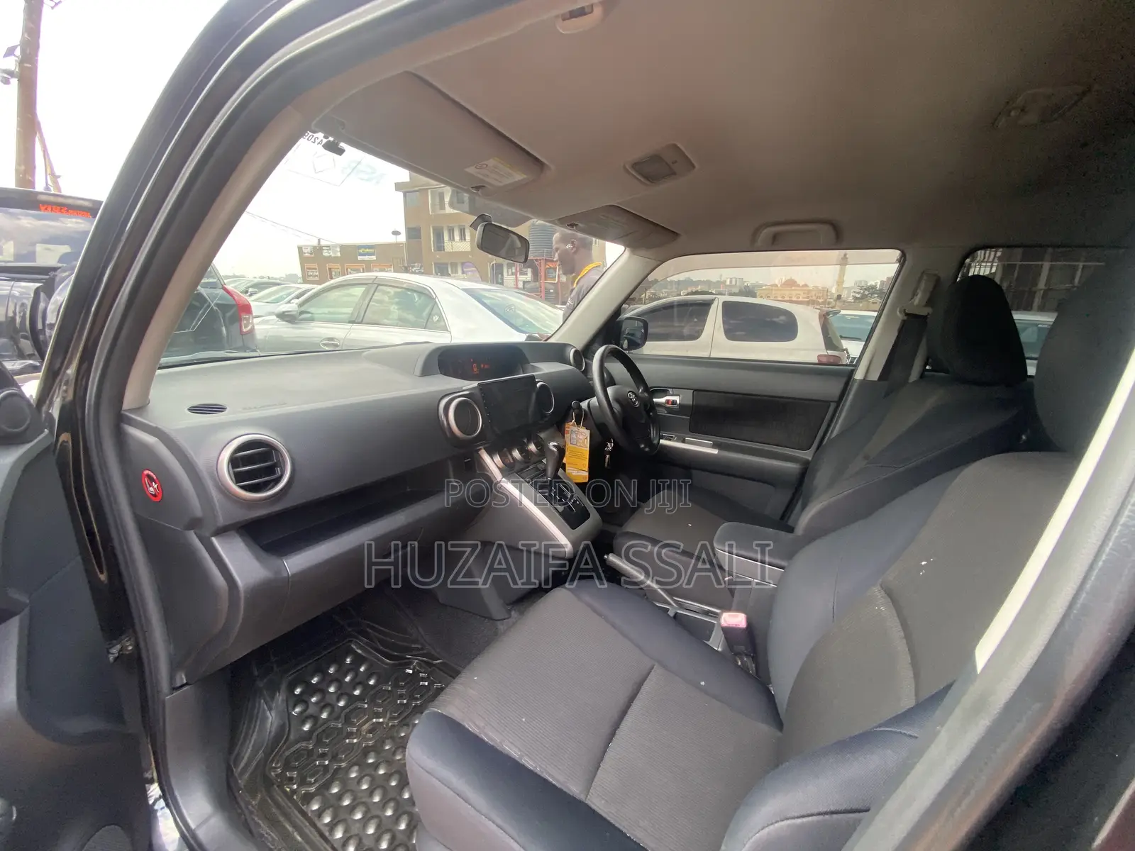 Toyota Rumion 1.5 FWD 2023 Black