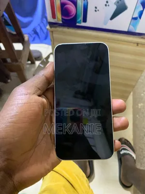 Apple iPhone 13 128 GB White