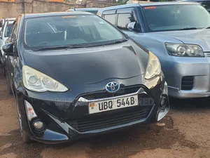 Toyota Aqua 2012 Black