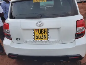 Toyota IST 2010 White