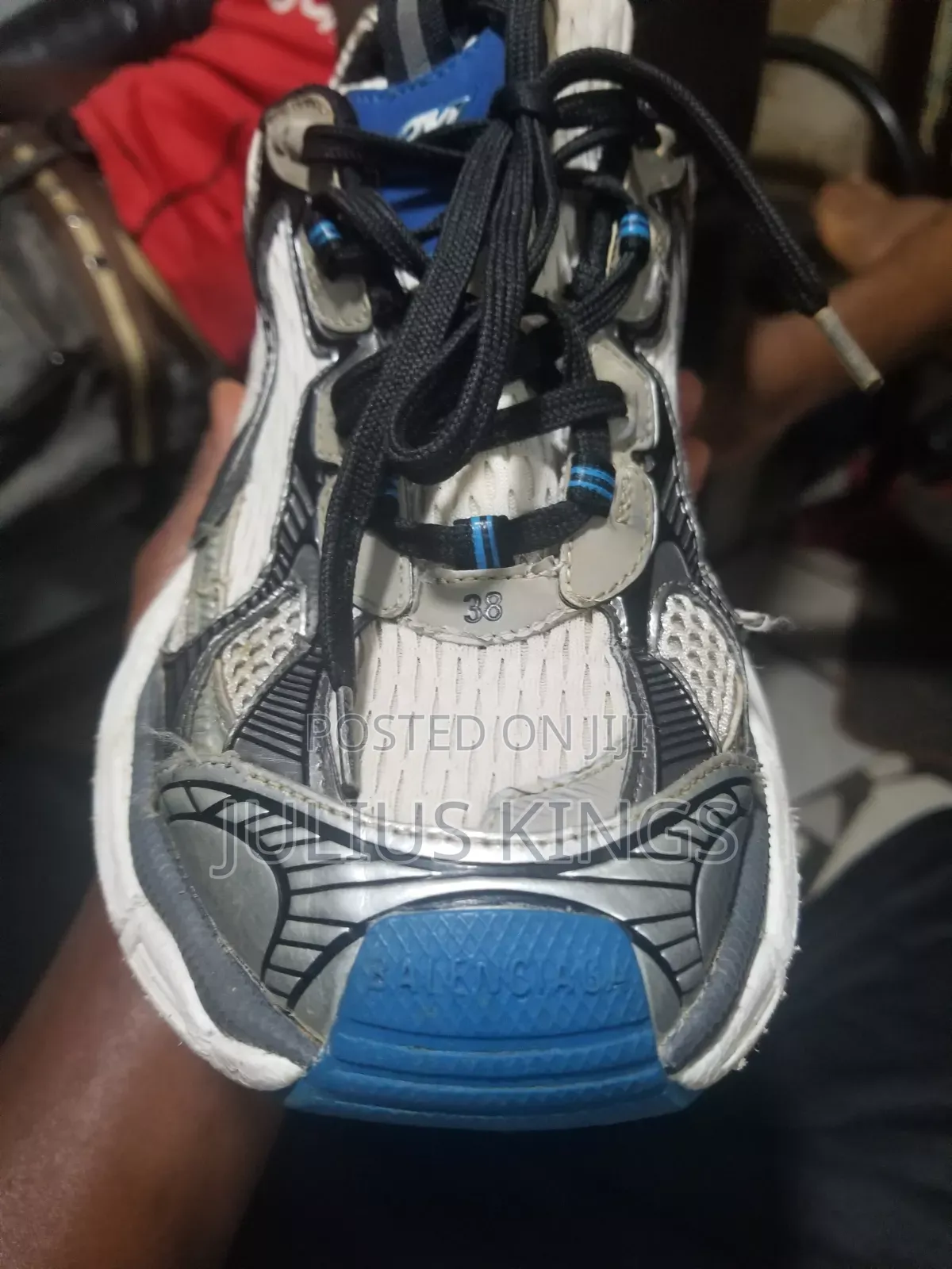 Balanciaga Sneaker