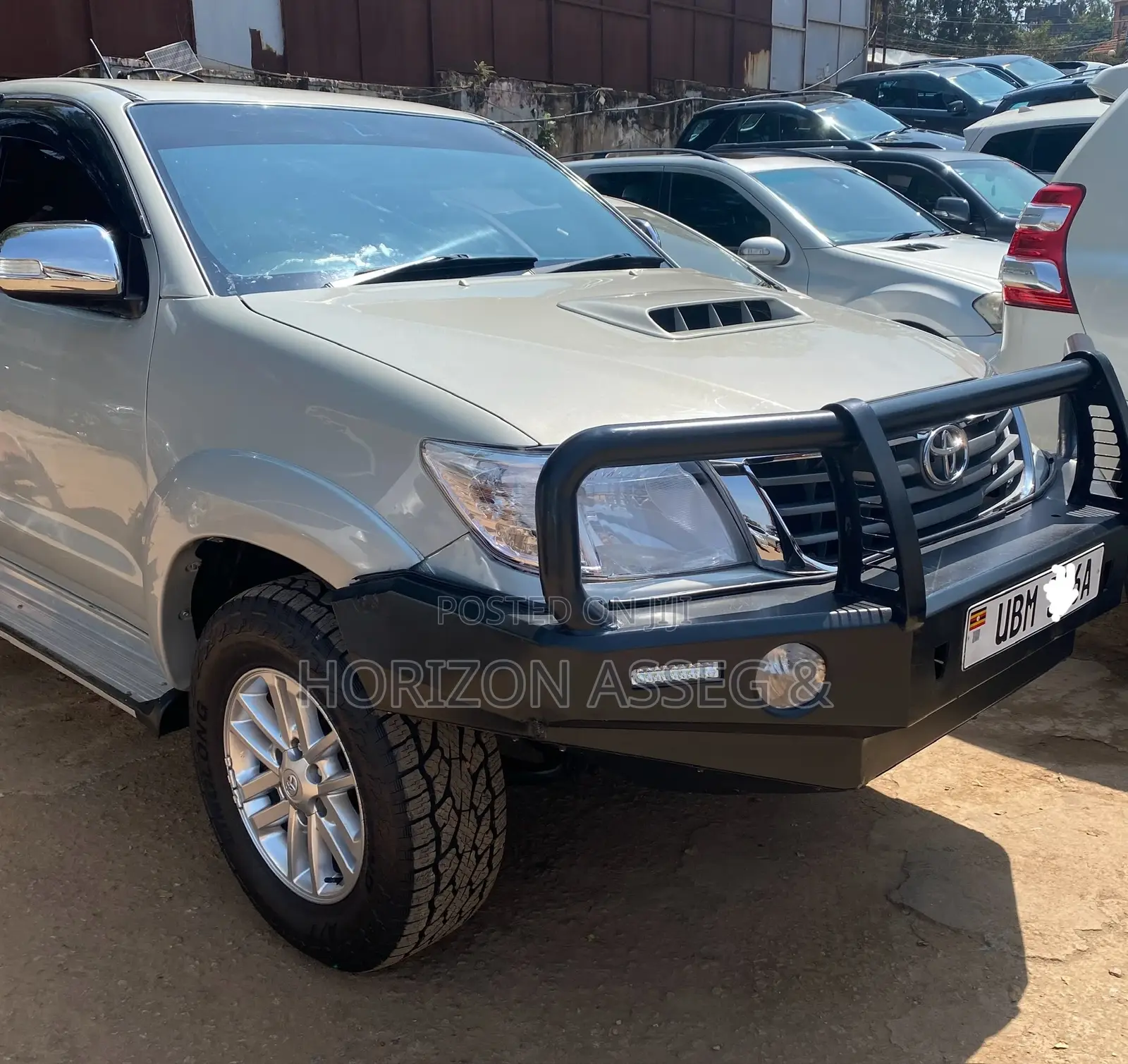 Toyota Hilux 2.5 D-4D SRX 2012 Silver