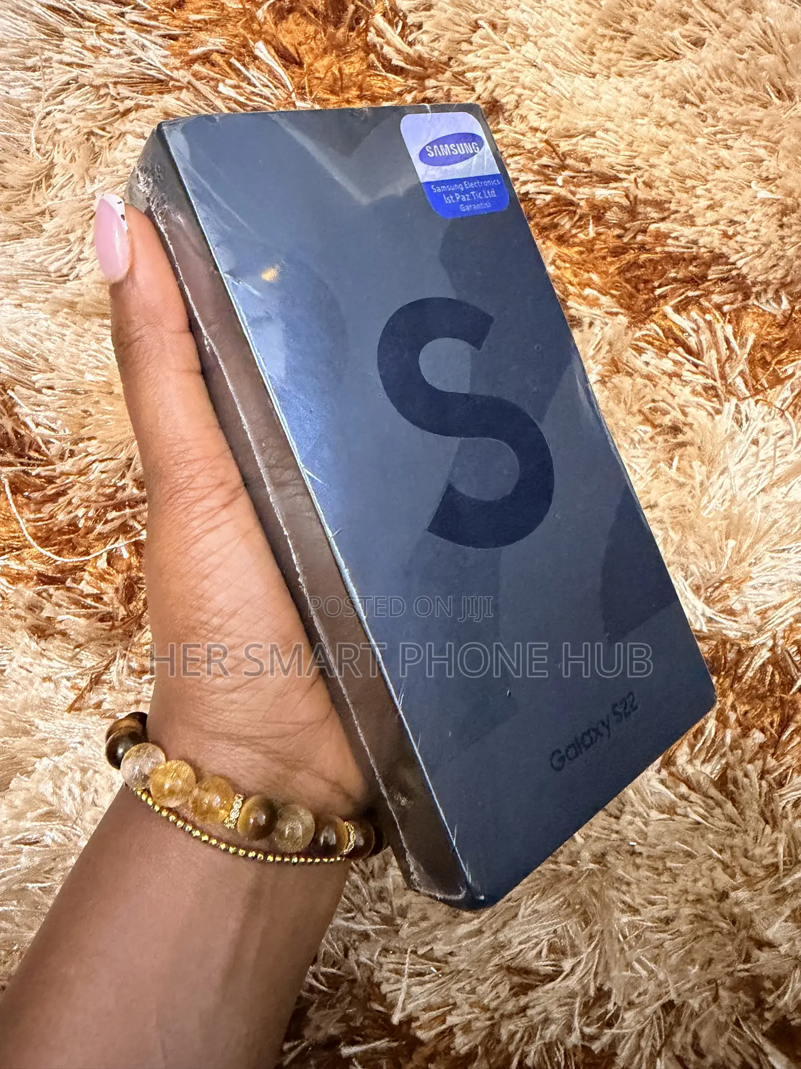 New Samsung Galaxy S22 5G 256 GB Black