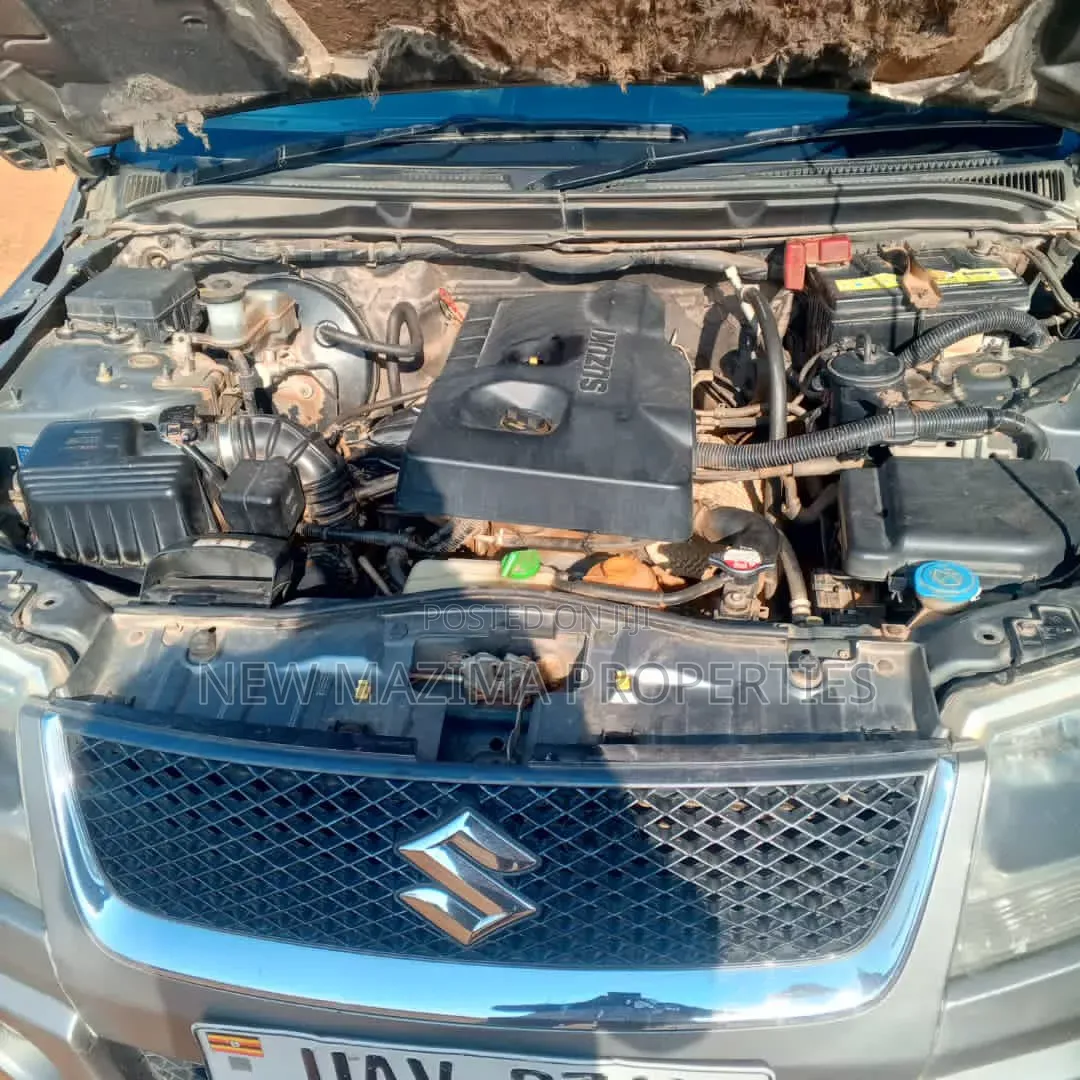 Suzuki Escudo 2006 Gray