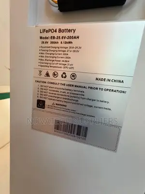 Sumry 5.12kWh 25.6V 200Ah LiFePO4 Lithium Battery With BMS