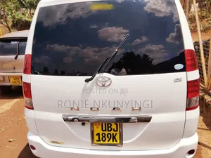 Toyota Noah 2006 White