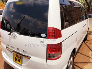 Toyota Noah 2006 White
